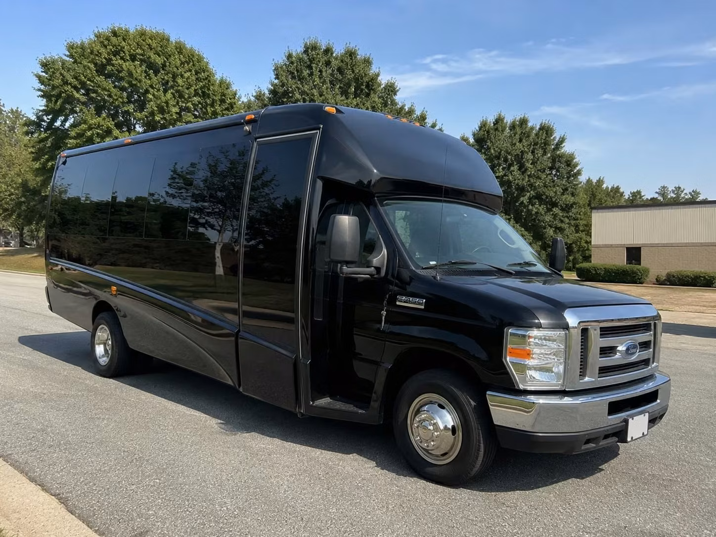 18 passenger minibus