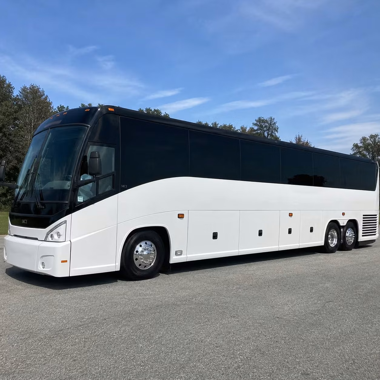 stress free group arrivals at eppley airfield with a private omaha airport shuttle