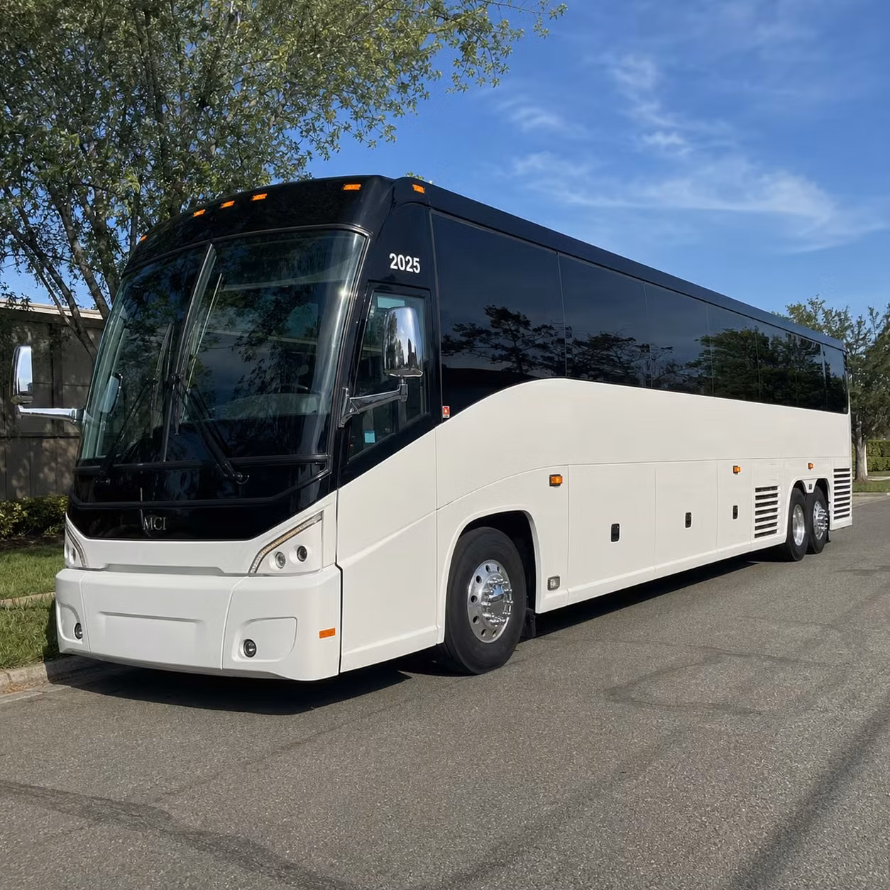 with omahacoachbusservice com booking long distance transportation out of omaha has never been simpler
